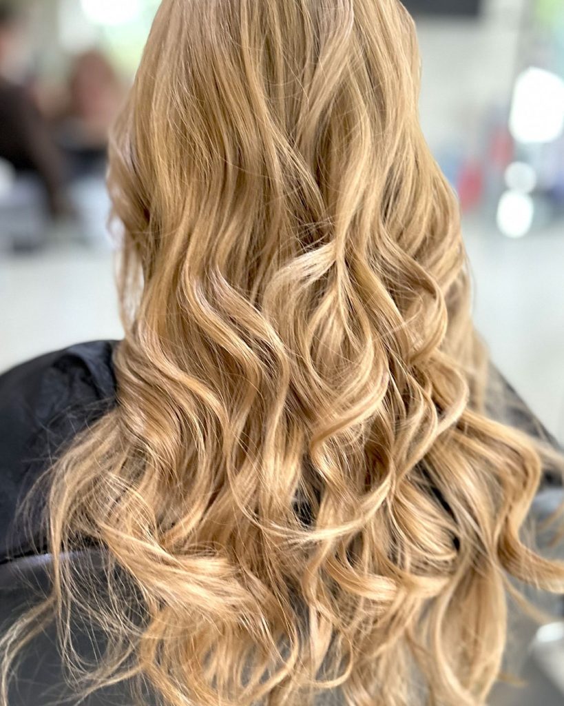 Golden blonde waves – Fabuluxe Hair Studio Vermont