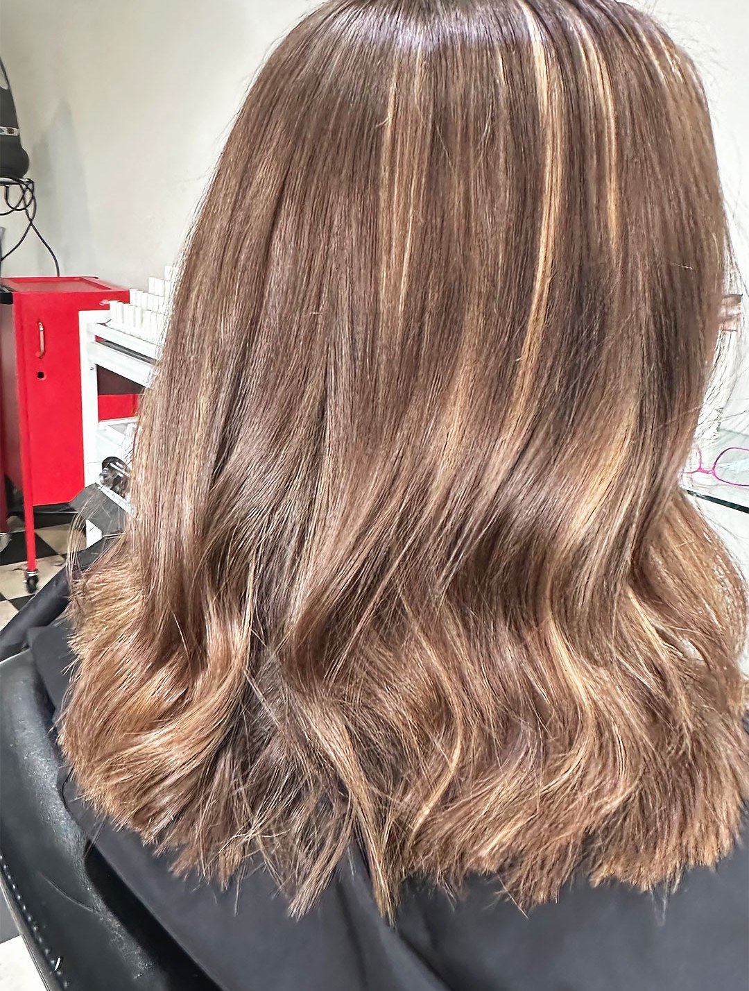 Fabuluxe Hair Studio Vermont – Multidimensional Foils and Balayage by Darren